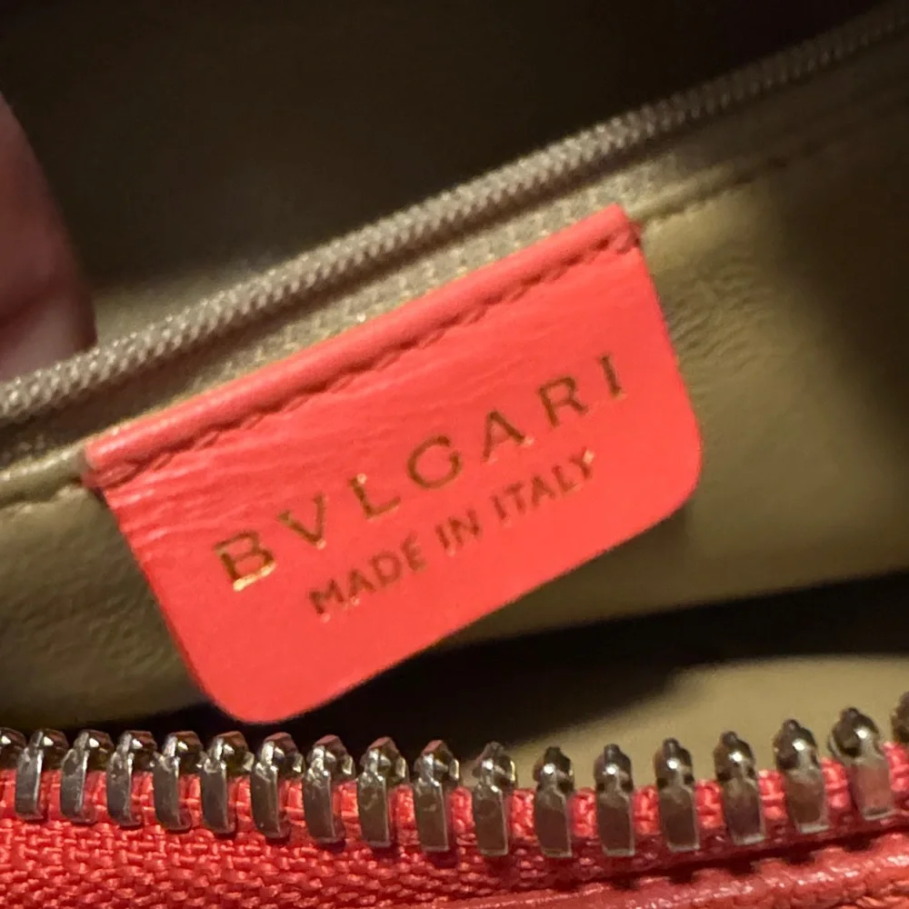 Bulgari Pebbled Leather Shoulder Bag – Coral / Poppy Red